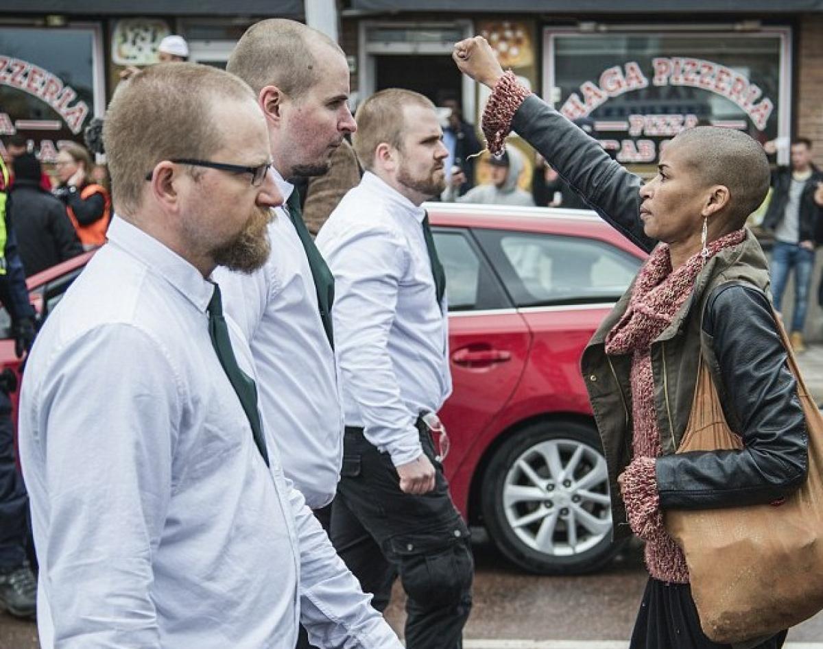 In Sweden, Woman Faces Alone 300 Neo-Nazi Protesters